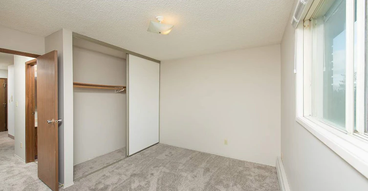 9132 149 Street, Edmonton, AB, T5R 1C2 - 7