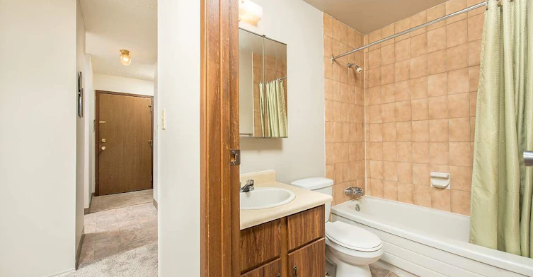 9132 149 Street, Edmonton, AB, T5R 1C2 - 12