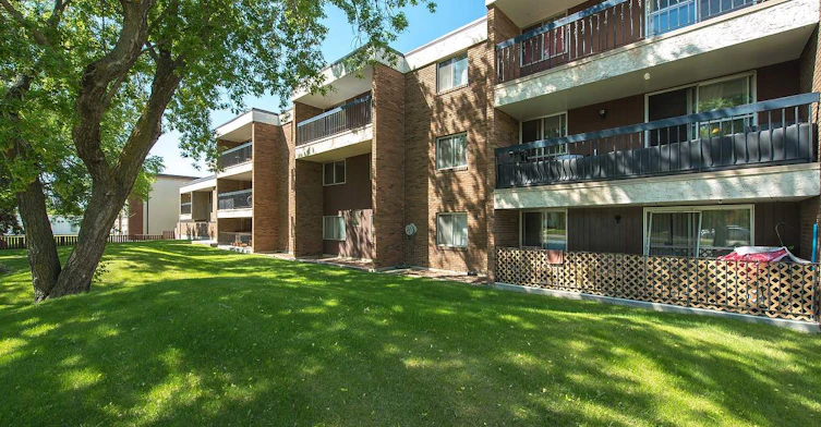 9720 149 Street, Edmonton, AB, T5P 1K2