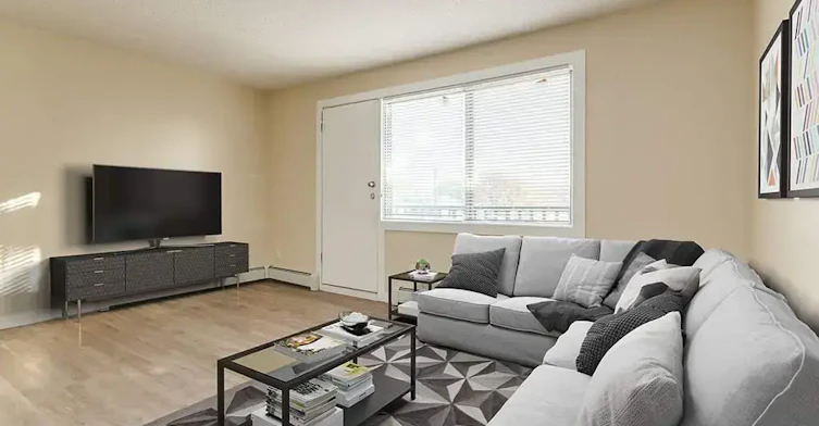 1-12140 82 Street NW, Edmonton, AB, T5B 2W7