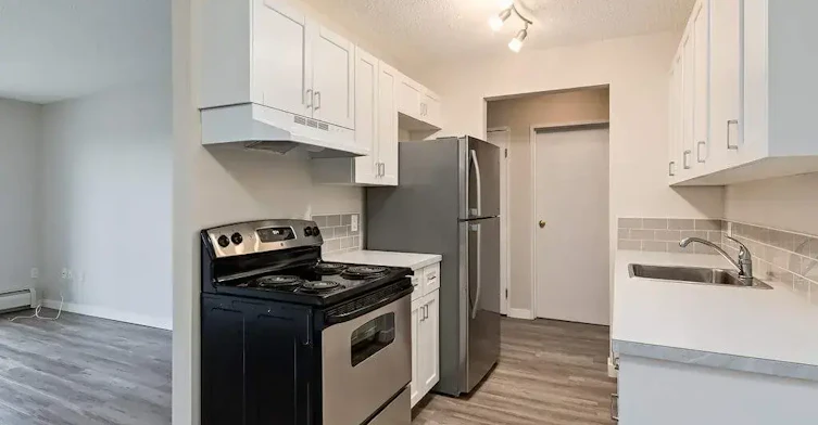 106-2327 Crestwood Drive SE, Medicine Hat, AB, T1B 1Z2 - 11