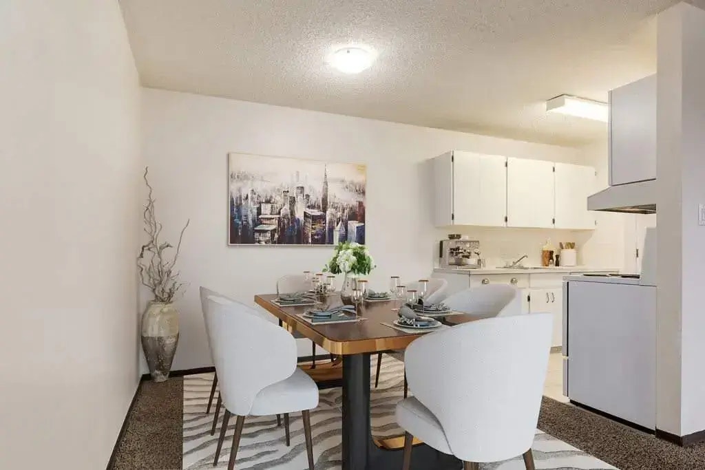 106-2327 Crestwood Drive SE, Medicine Hat, AB, T1B 1Z2 - 2