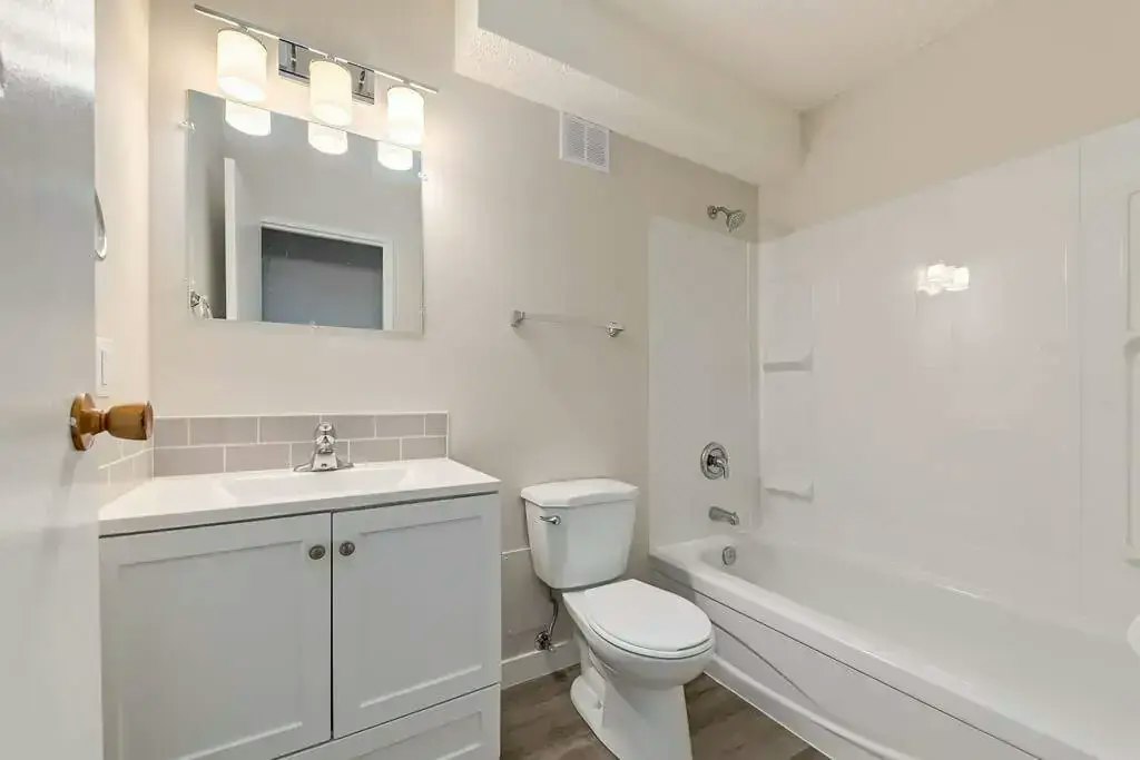 335-2327 Crestwood Drive SE, Medicine Hat, AB, T1B 1Z2 - 15