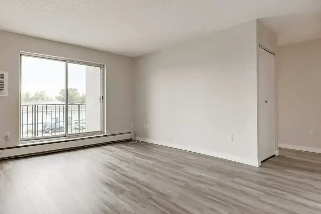 335-2327 Crestwood Drive SE, Medicine Hat, AB, T1B 1Z2 - 6