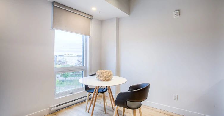 203-439 Thérèse Lavoie Roux Avenue, Montréal, QC, H2V 0B1 - 27