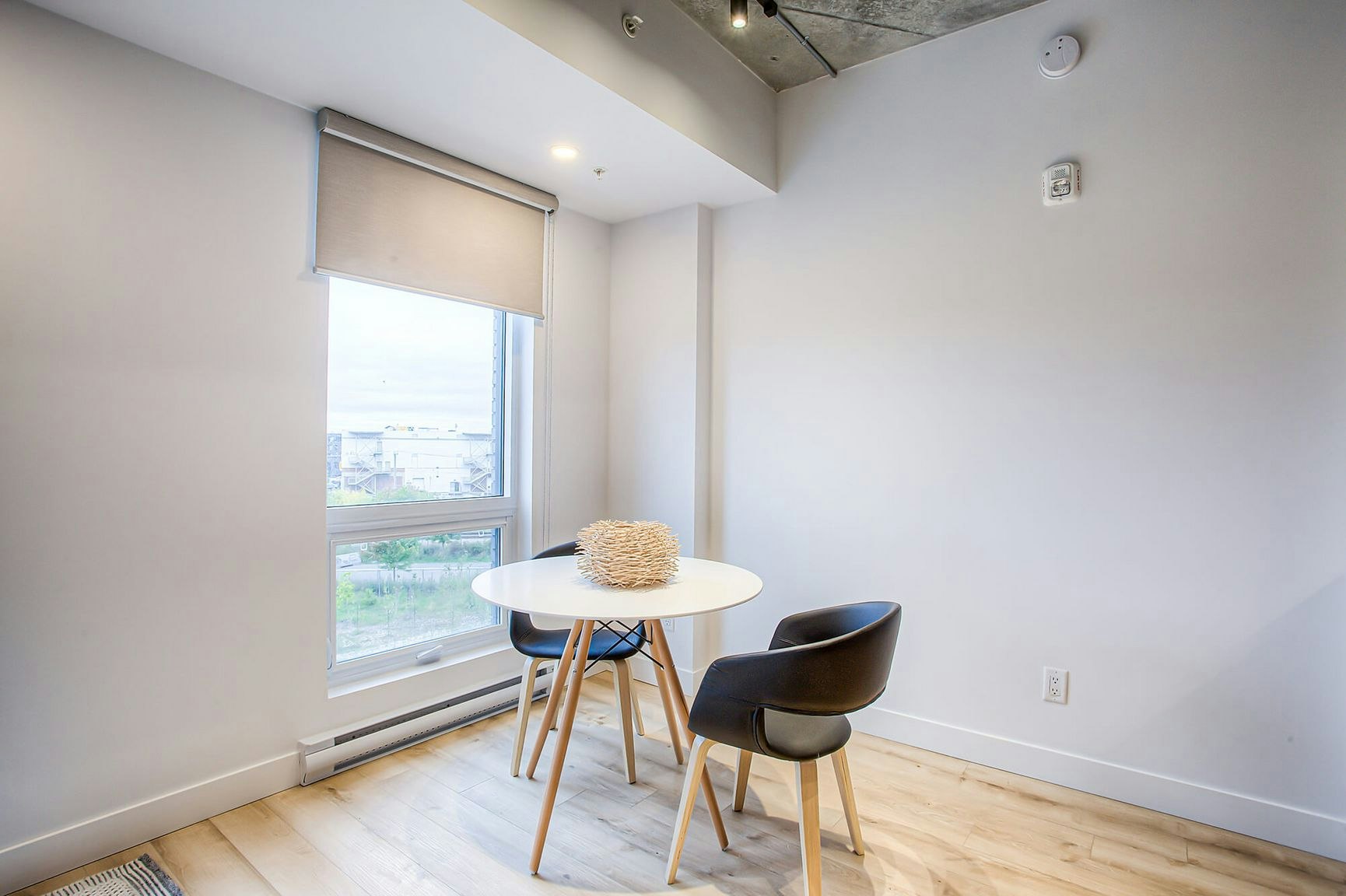 503-439 Thérèse Lavoie Roux Avenue, Montréal, QC, H2V 0B1 - 27