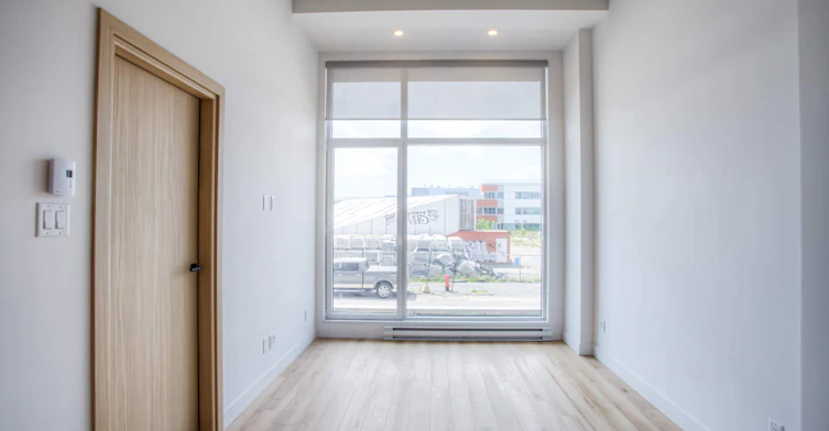 ATL-439 Thérèse Lavoie Roux Avenue, Montréal, QC, H2V 0B1 - 10