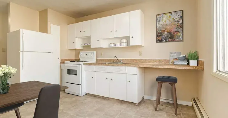 24-5909 47a Avenue, Camrose, AB, T4V 0H3 - 4
