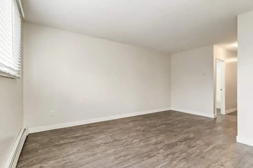 24-5909 47a Avenue, Camrose, AB, T4V 0H3 - 18