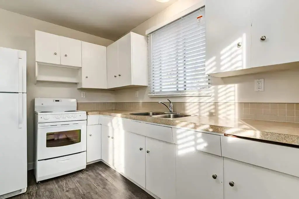 24-5909 47a Avenue, Camrose, AB, T4V 0H3 - 16
