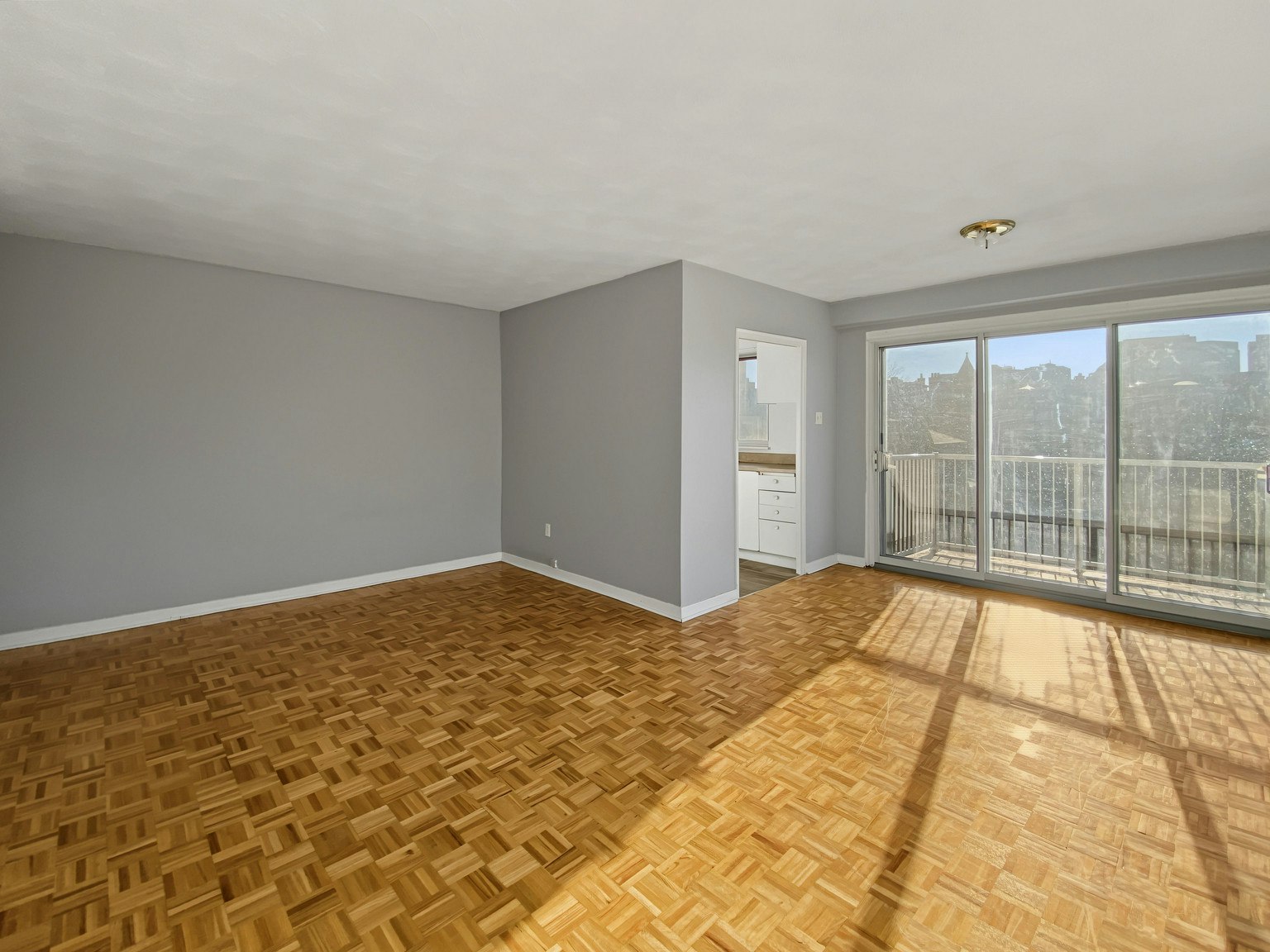 311-290 Nelson Street, Ottawa, ON, K1N 7S3 - 2