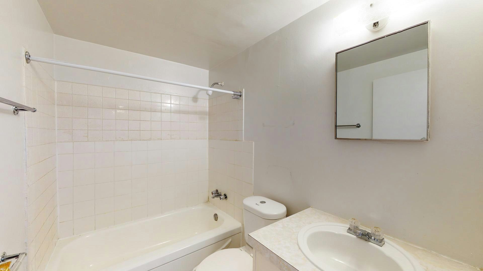 230 Gloucester Street, Ottawa, ON, K2P 0R2 - 3
