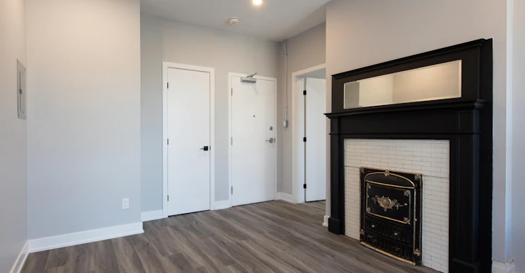 19-404 Elgin Street, Ottawa, ON, K2P 1N3 - 2