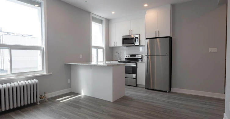 15-404 Elgin Street, Ottawa, ON, K2P 1N3