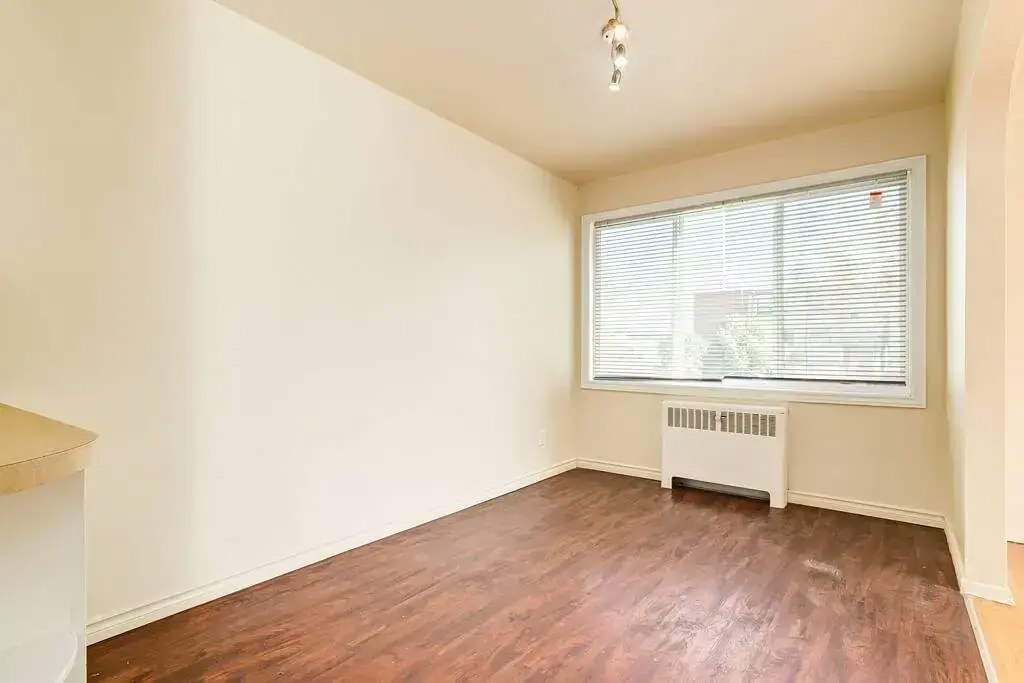 9-12607 118 Avenue NW, Edmonton, AB, T5L 2K8 - 12