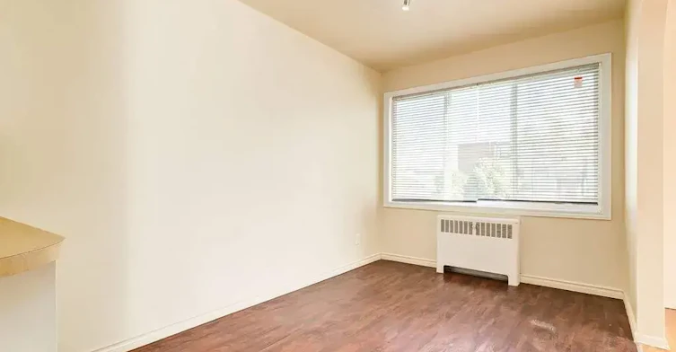 9-12607 118 Avenue NW, Edmonton, AB, T5L 2K8 - 12