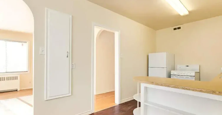 9-12607 118 Avenue NW, Edmonton, AB, T5L 2K8 - 10