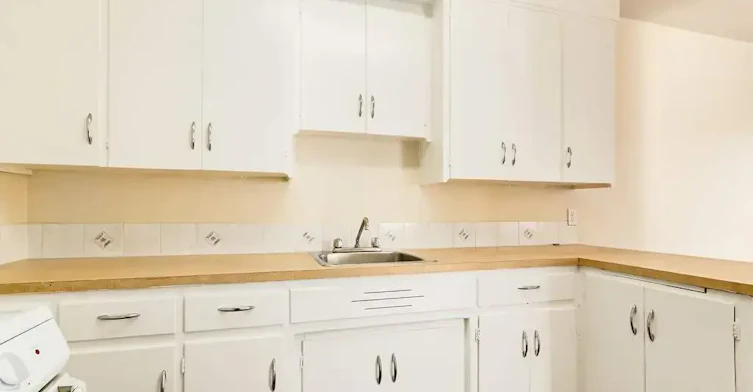 9-12607 118 Avenue NW, Edmonton, AB, T5L 2K8 - 9