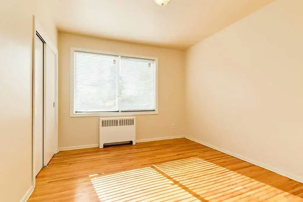 9-12607 118 Avenue NW, Edmonton, AB, T5L 2K8 - 21