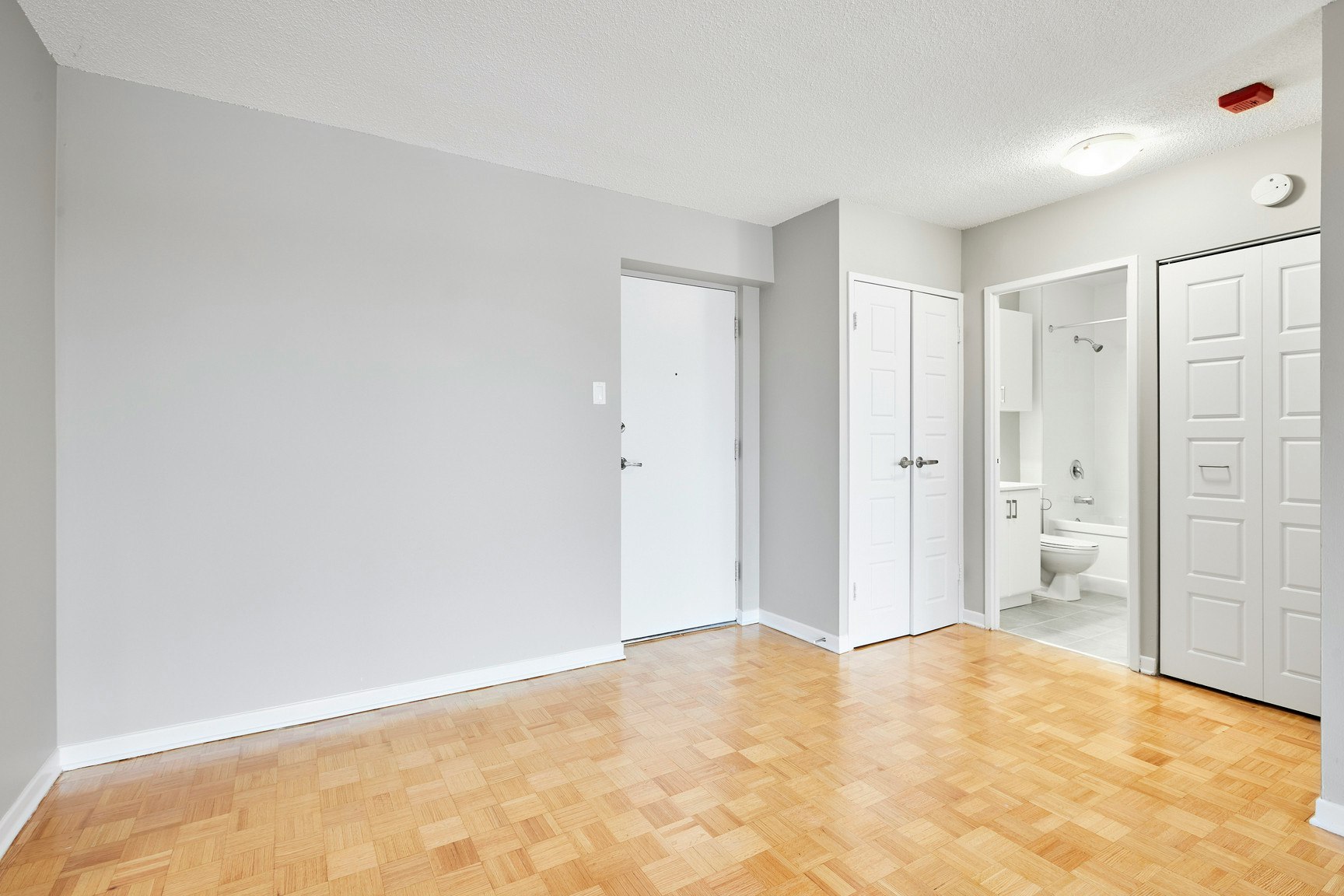 1A1RD-860 Canterbury Avenue, Ottawa, ON, K1G 3B2 - 2