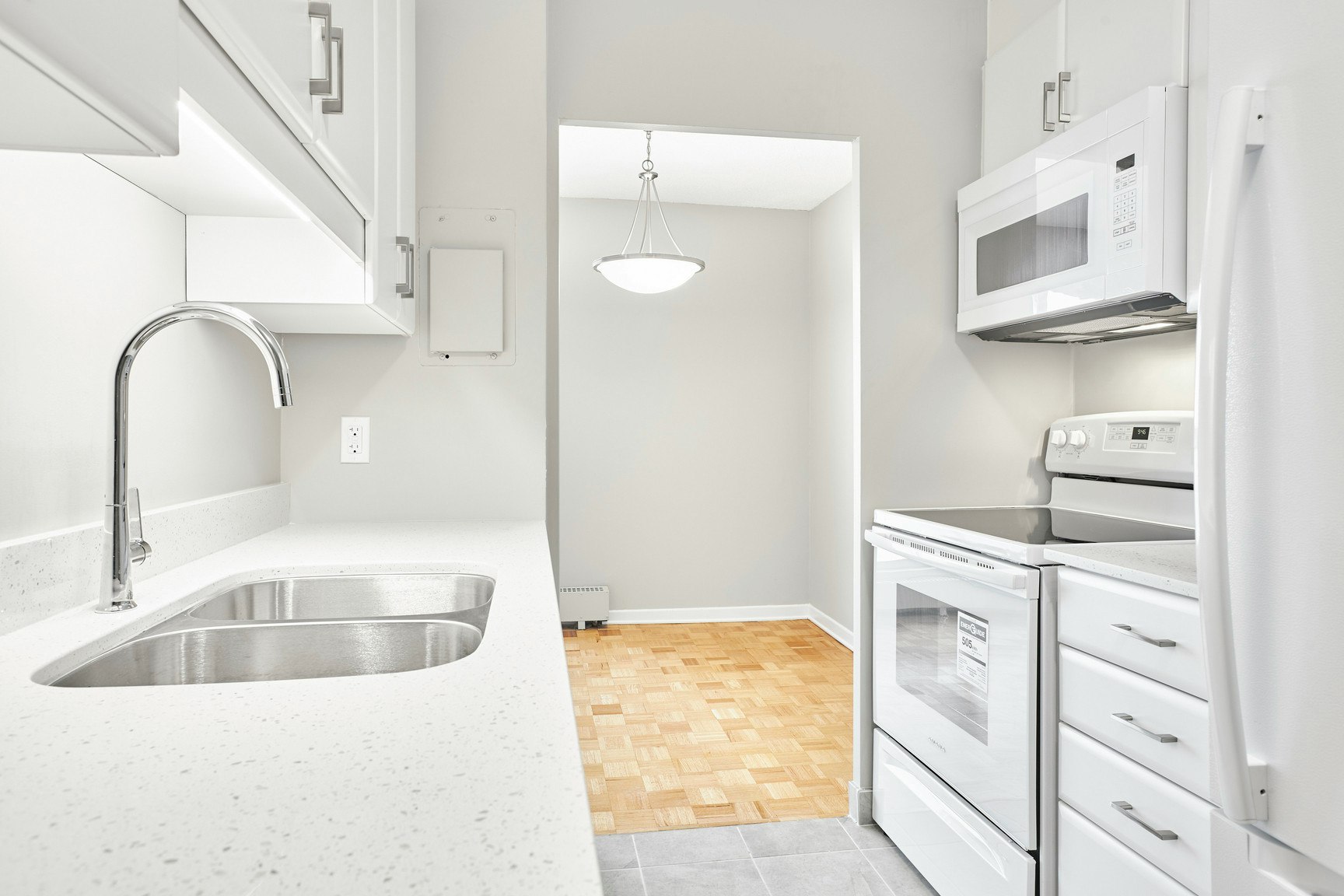 1A1RD-860 Canterbury Avenue, Ottawa, ON, K1G 3B2