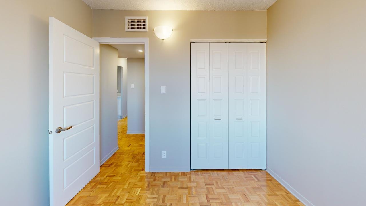 2BR-2240 Halifax Drive, Ottawa, ON, K1G 2H5 - 5