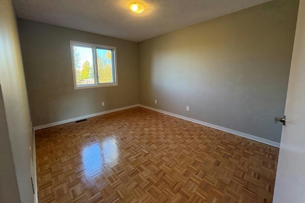 2 Tamara Way, Ottawa, ON, K2M 2N6 - 18