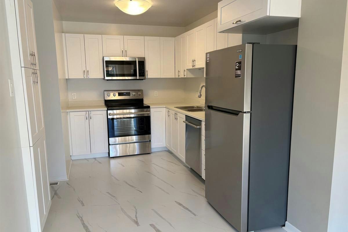 2 Tamara Way, Ottawa, ON, K2M 2N6