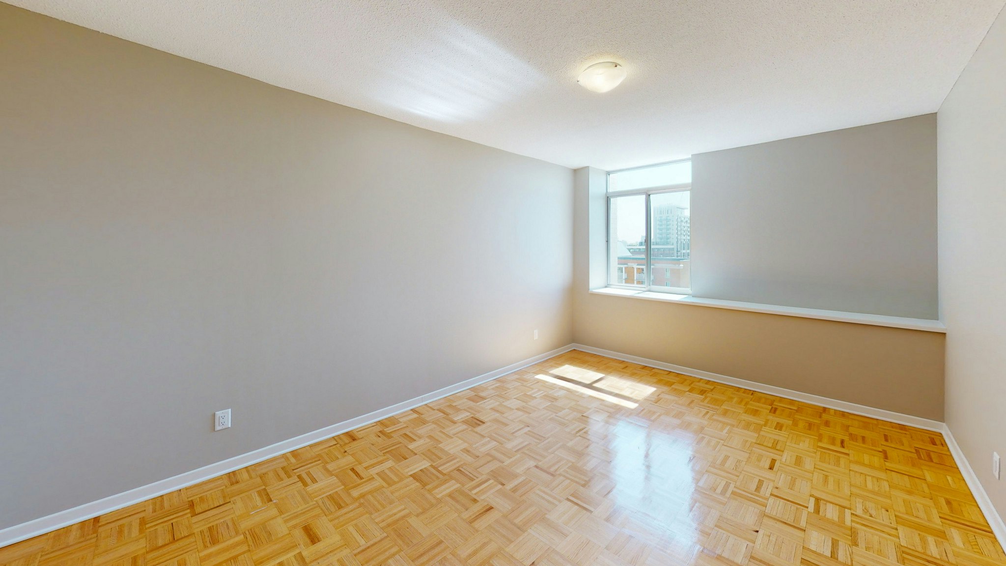 2C-211 Wurtemburg Street, Ottawa, ON, K1N 8R4 - 4
