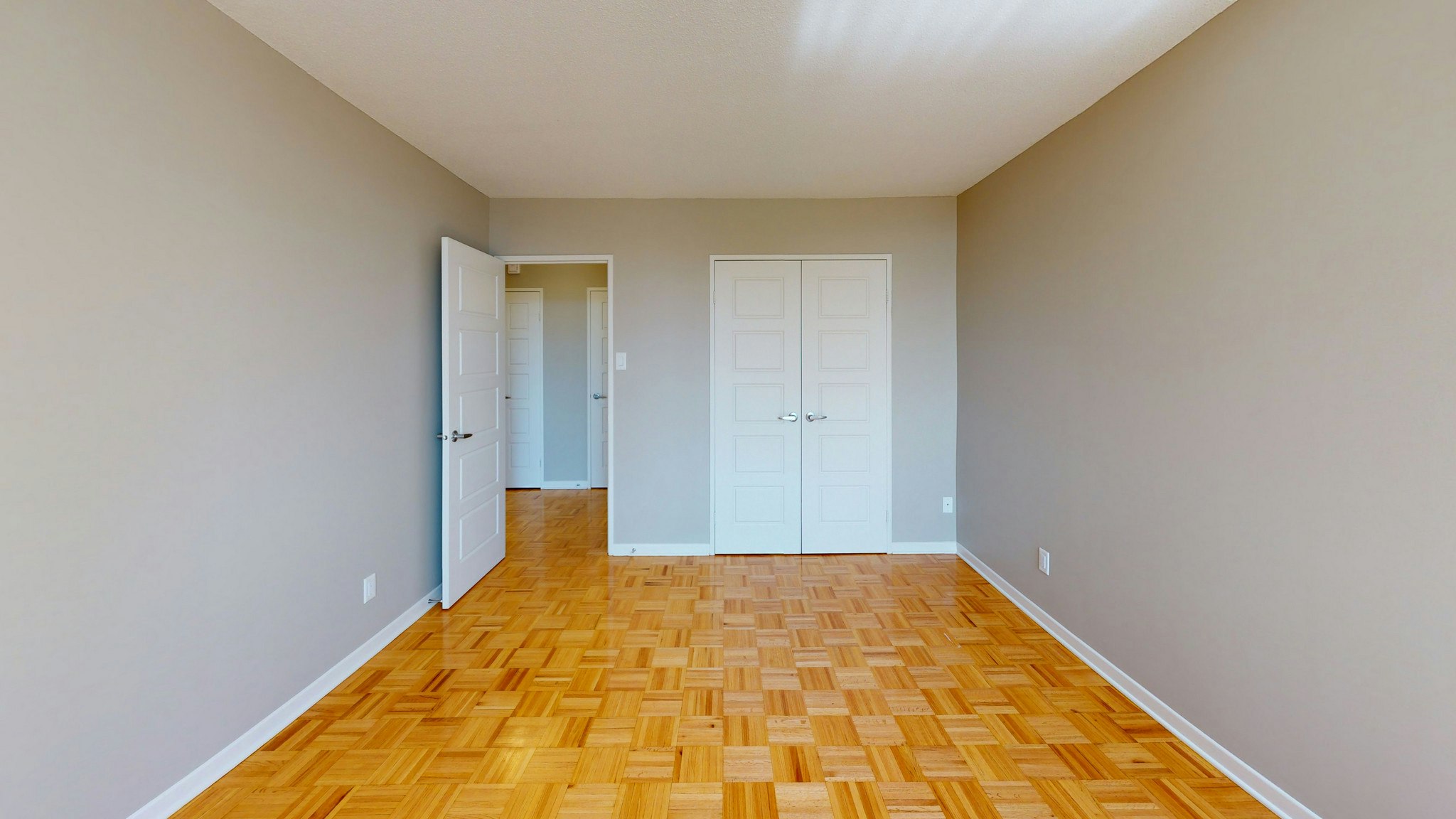 2C-211 Wurtemburg Street, Ottawa, ON, K1N 8R4 - 5