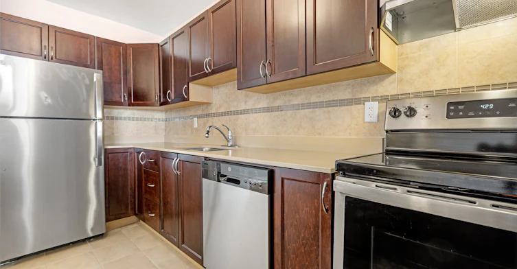 3A-211 Wurtemburg Street, Ottawa, ON, K1N 8R4 - 2