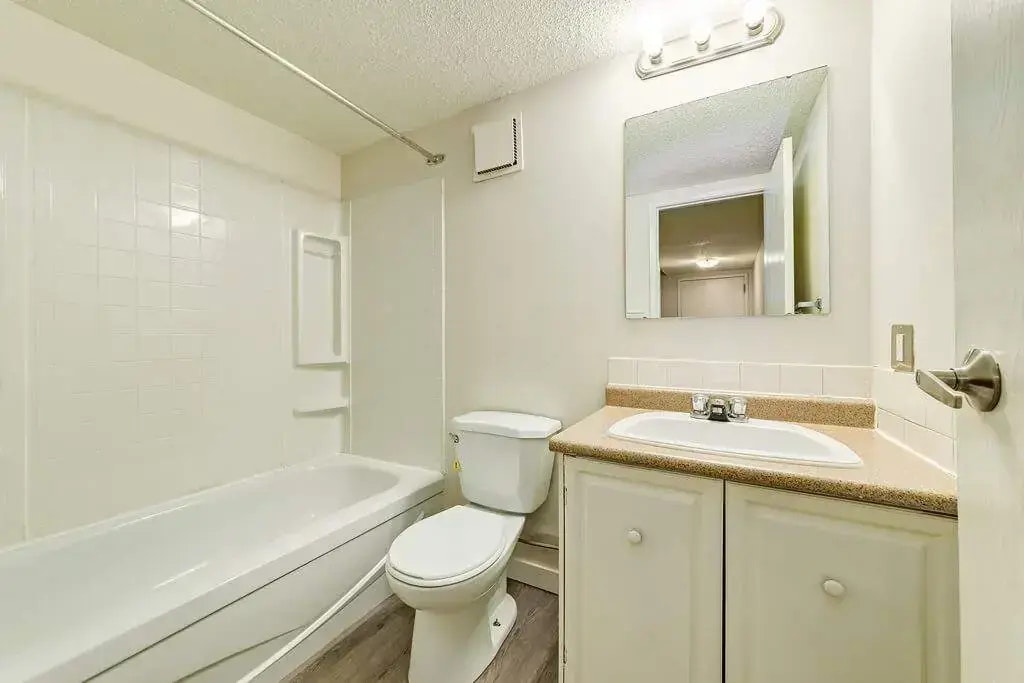 303-5520 51 Street, Lloydminster City West, AB, T9V 0R1 - 7