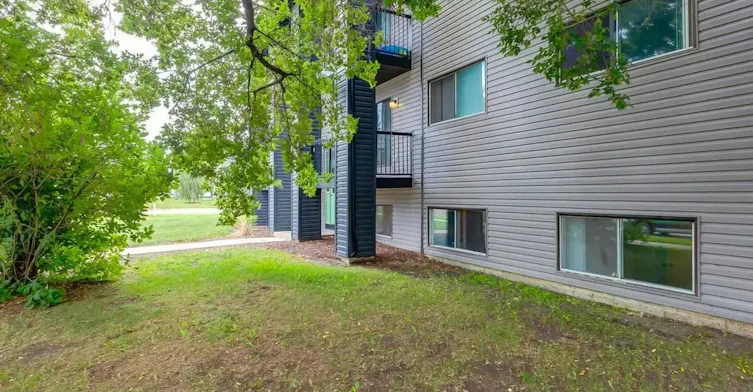 303-5520 51 Street, Lloydminster City West, AB, T9V 0R1 - 10