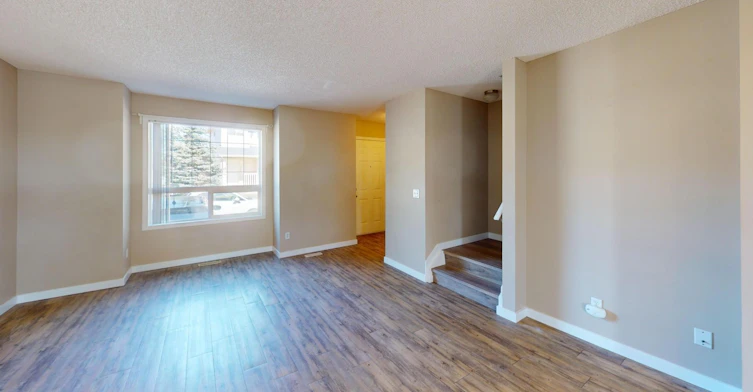 111 Tarawood Lane Northeast, Calgary, AB, T3J 5C2 - 2