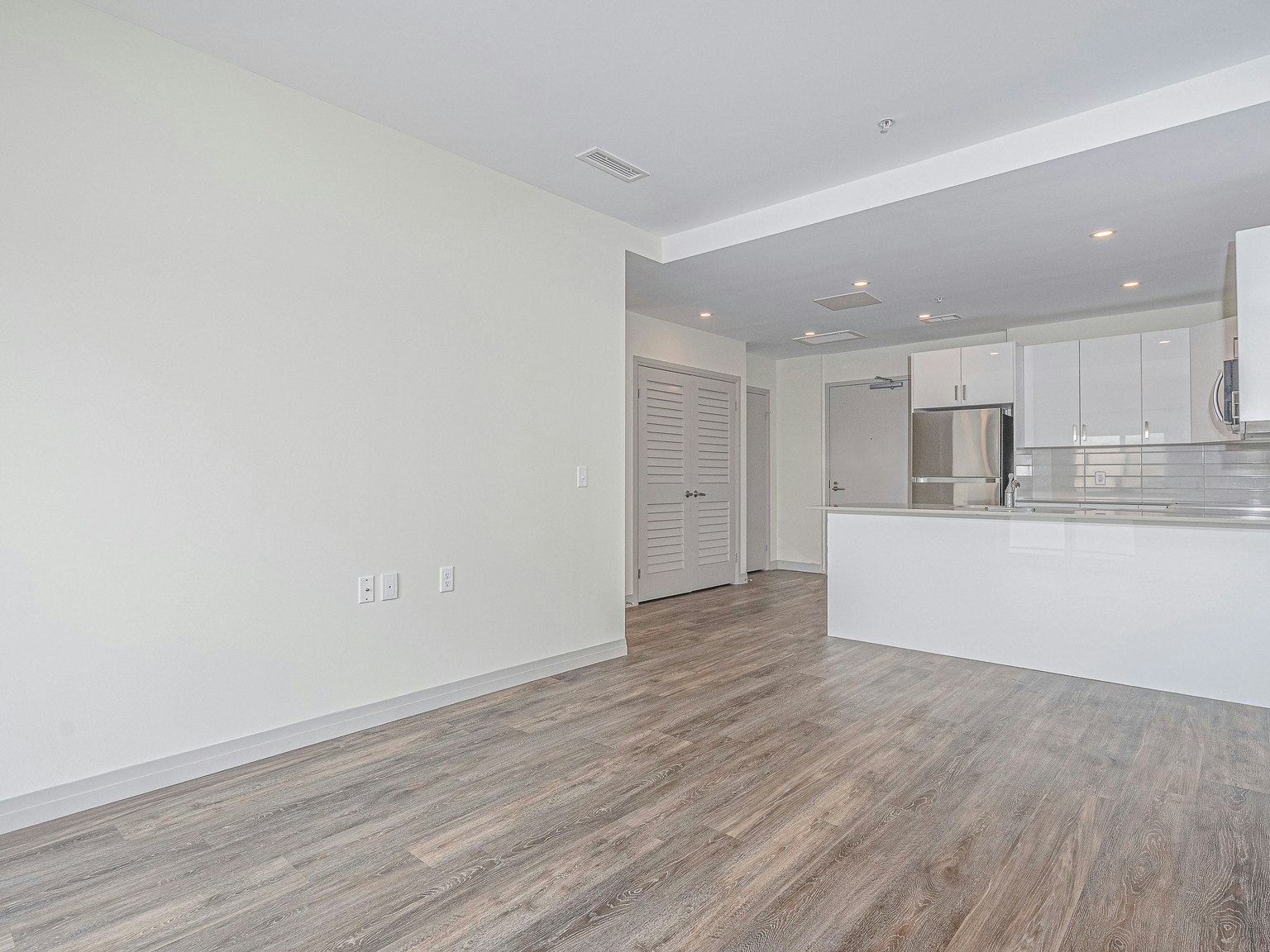 105-160 Lancaster Drive, Welland, ON, L3C 0J3 - 14