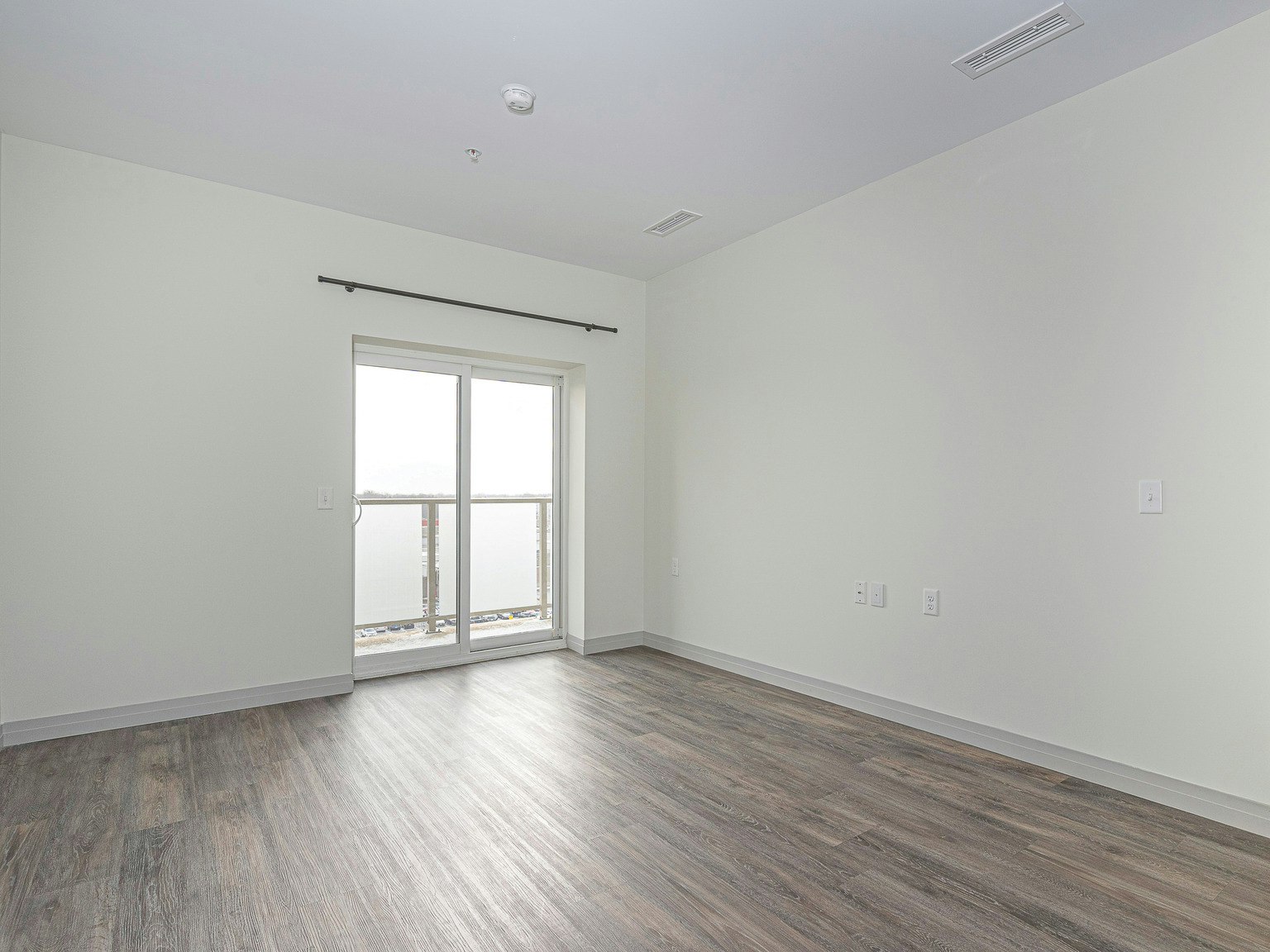 105-160 Lancaster Drive, Welland, ON, L3C 0J3 - 17
