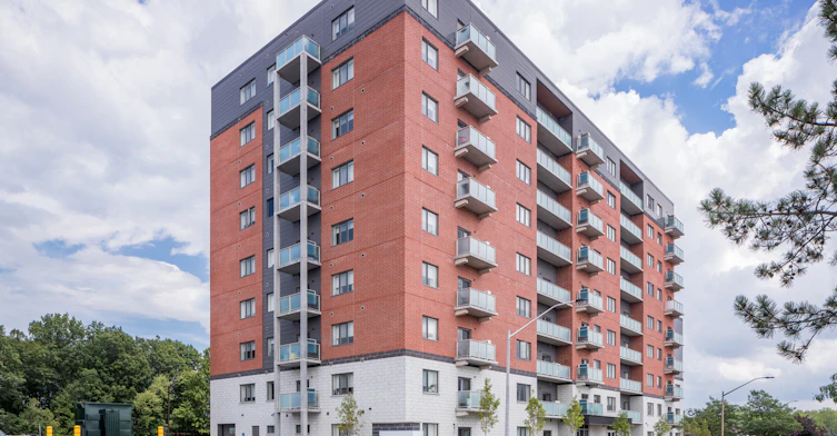 105-160 Lancaster Drive, Welland, ON, L3C 0J3
