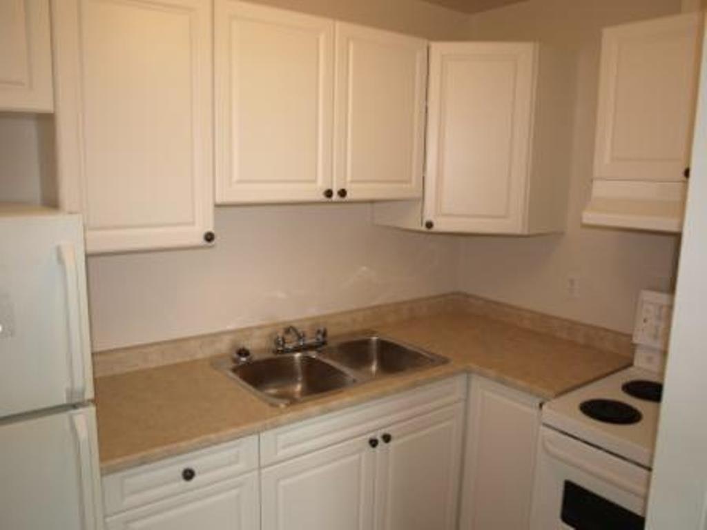 100 Kent Court, Greater Sudbury, ON, P3A 4R5 - 9