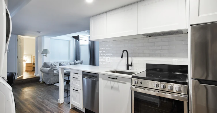 6-331 Catherine Street, Ottawa, ON, K1R 5T4 - 9