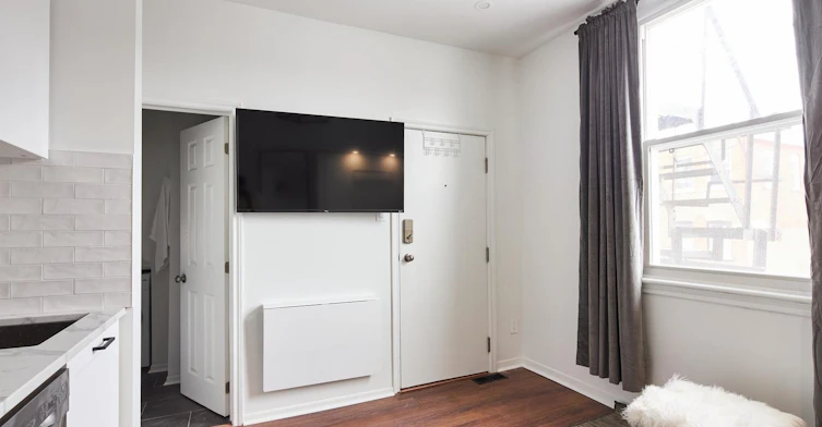 2-331 Catherine Street, Ottawa, ON, K1R 5T4 - 3