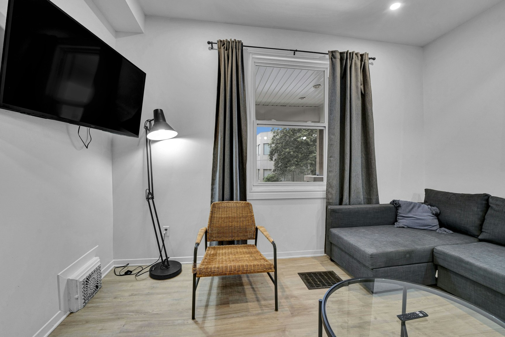 1-327 Catherine Street, Ottawa, ON, K1R 5T4 - 12