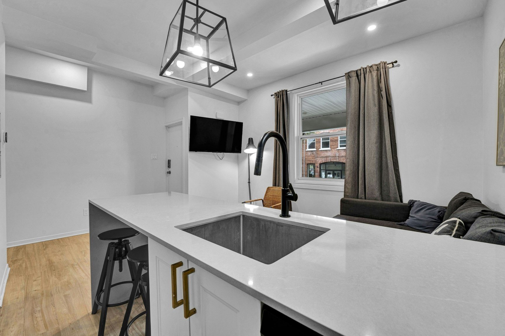 1-327 Catherine Street, Ottawa, ON, K1R 5T4 - 10