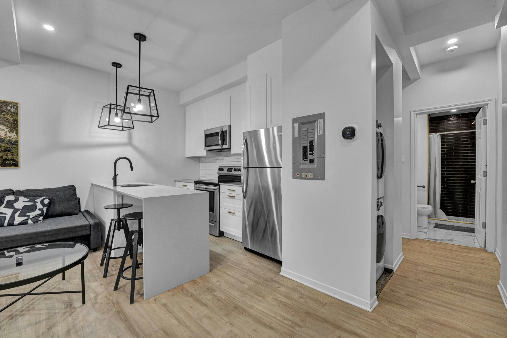1-327 Catherine Street, Ottawa, ON, K1R 5T4 - 2