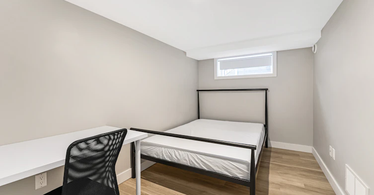 B-121 Hopewell Avenue, Ottawa, ON, K1S 2Z2 - 4