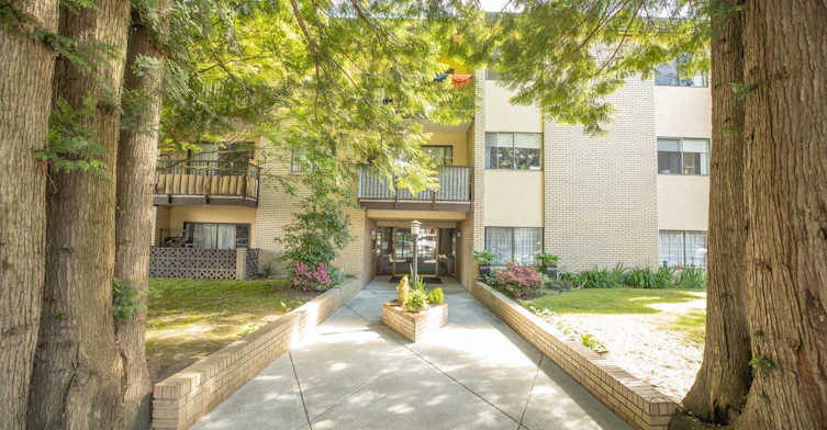 206-1030 West 14th Avenue, Vancouver, BC, V6H 1P3