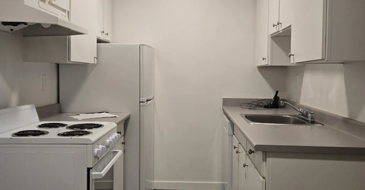 202-1030 West 14th Avenue, Vancouver, BC, V6H 1P3 - 3