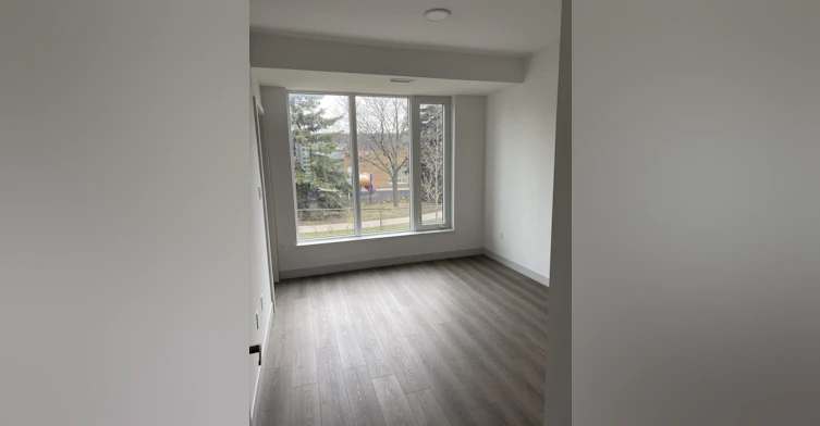 202-37 Antrim Crescent, Toronto, ON, M1P 4T1 - 2