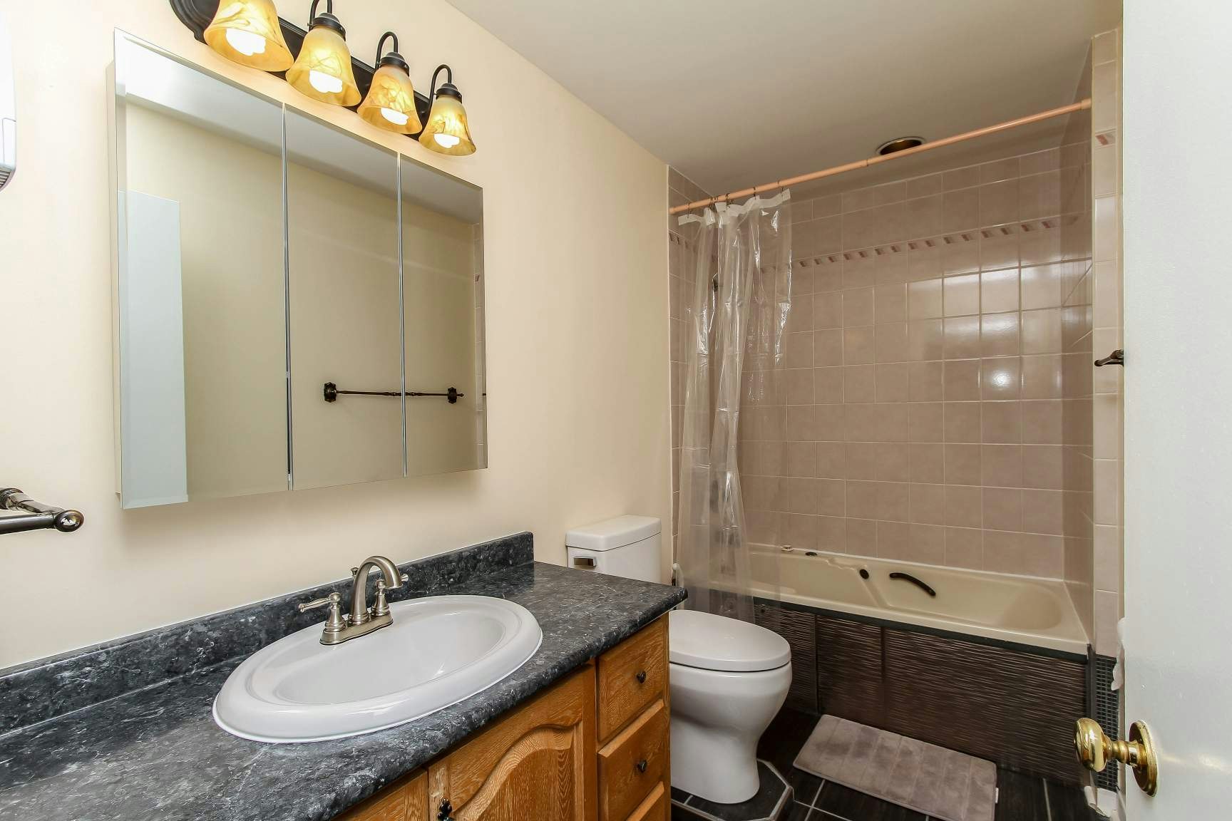 10D-10D Stonehill Court, Ottawa, ON, K2M 1E5 - 4