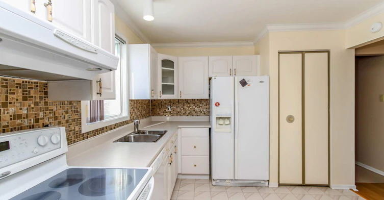 10D-10D Stonehill Court, Ottawa, ON, K2M 1E5 - 3