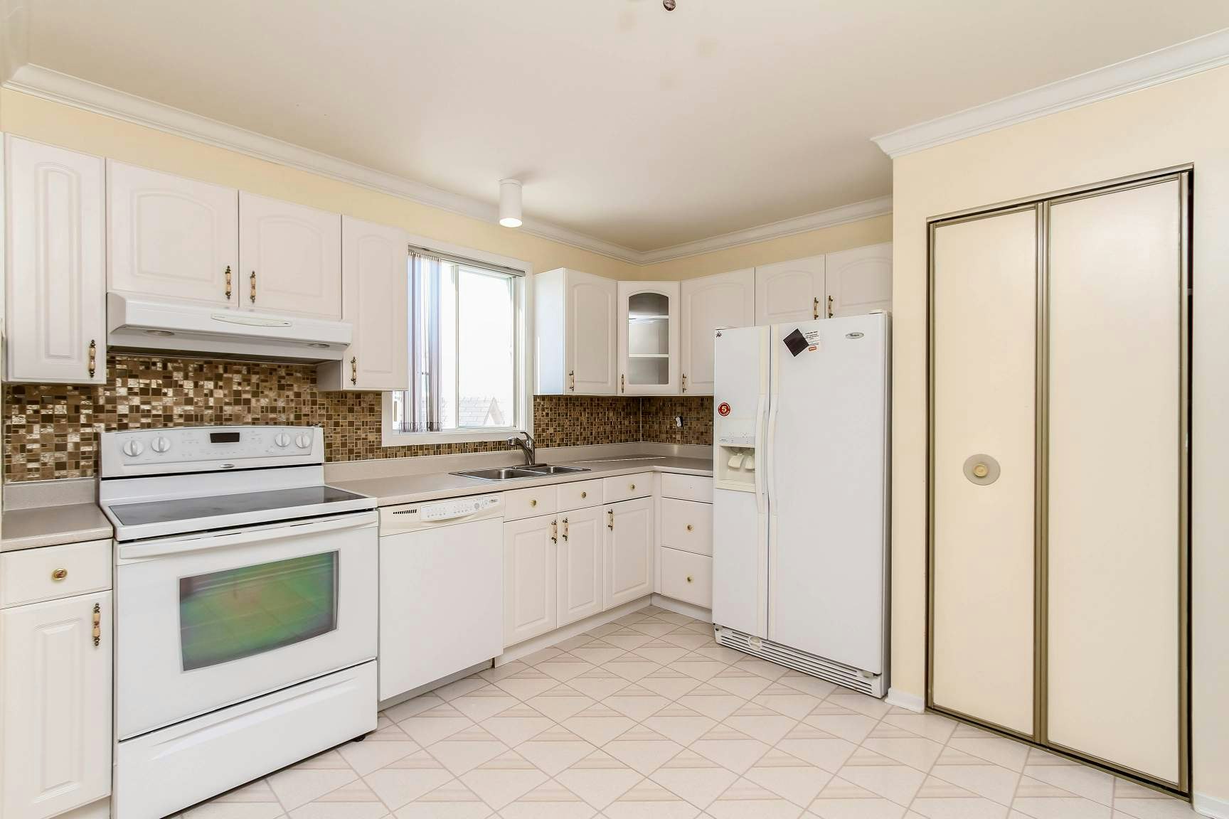 10D-10D Stonehill Court, Ottawa, ON, K2M 1E5 - 23